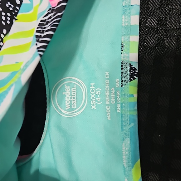 Wonder Nation,  floral, green , XS (4-5) bikini top - Picture 2 of 5
